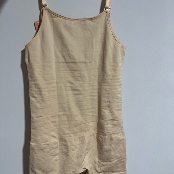 Shapermint Essentials Women's Open Bust Bodysuit Shaper Short Beige L Large - Picture 3 of 3
